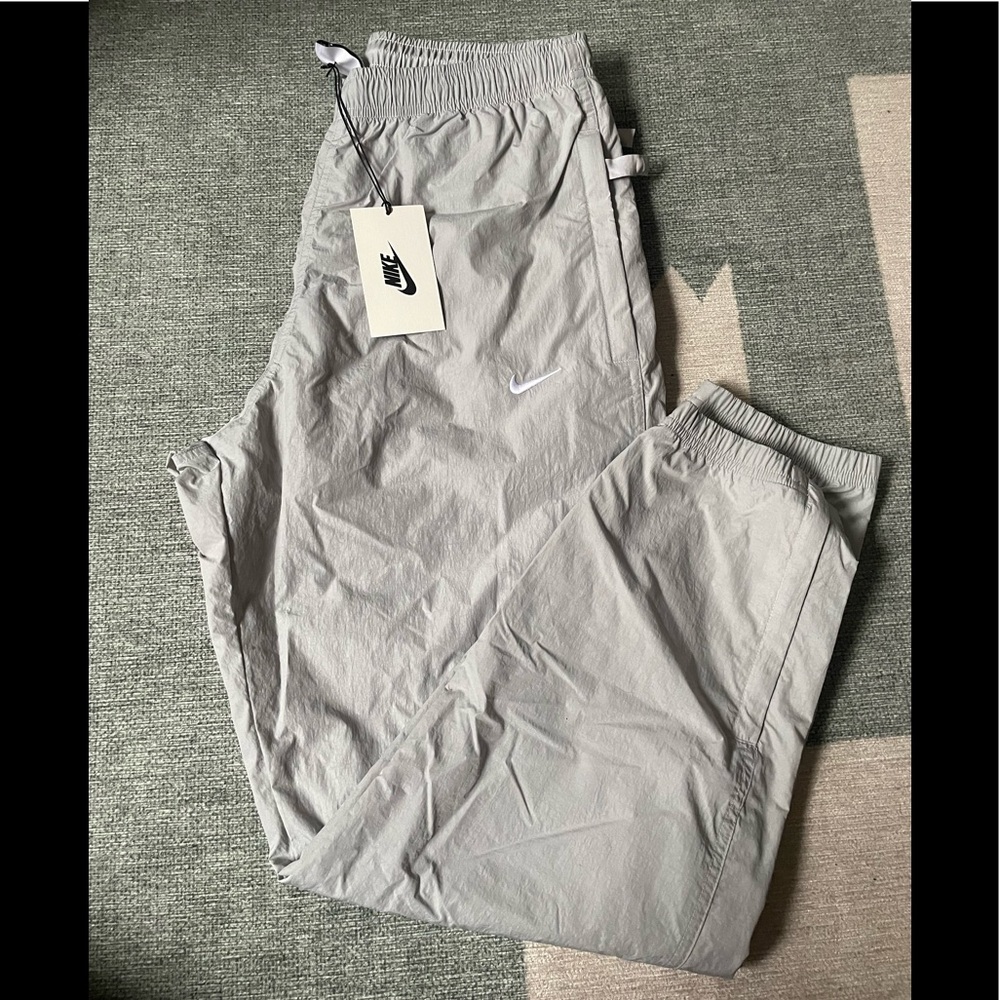 Nike Joggers NWT